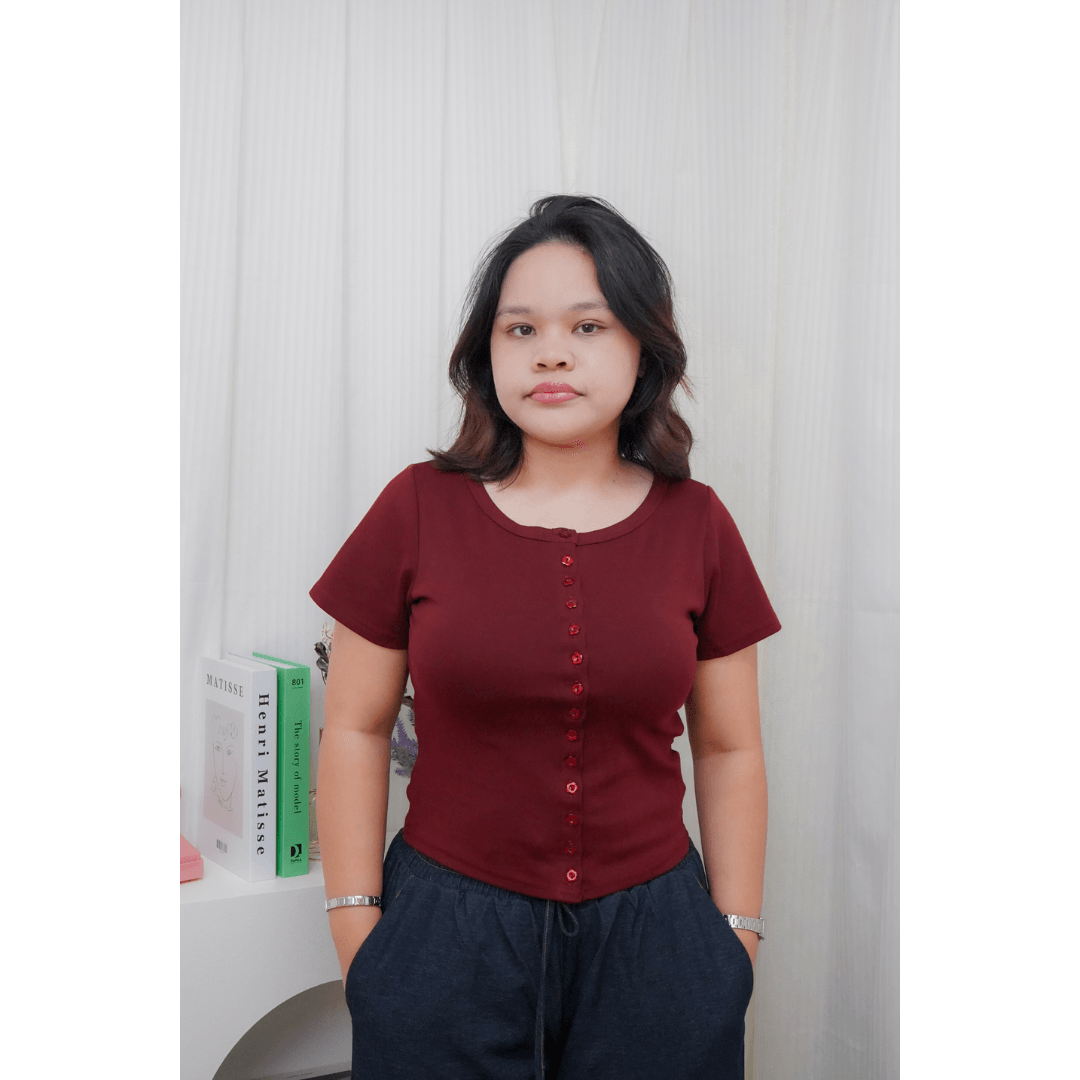 Marie Short-Sleeved Top with Floral Buttons (3).png